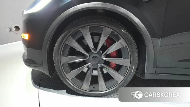 Tesla Model X id 4928796 из Кореи 26