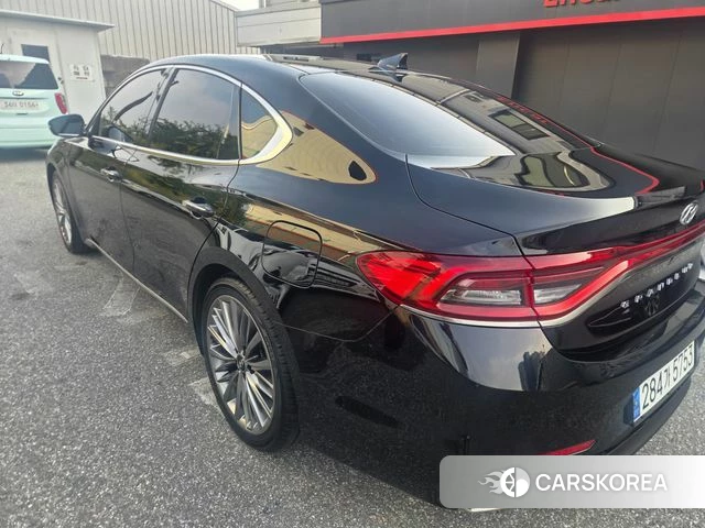 Hyundai Grandeur IG id 5054367 из Кореи 14