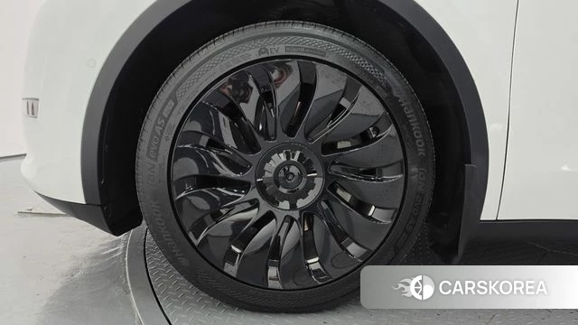 Tesla Model Y id 4943147 из Кореи 15