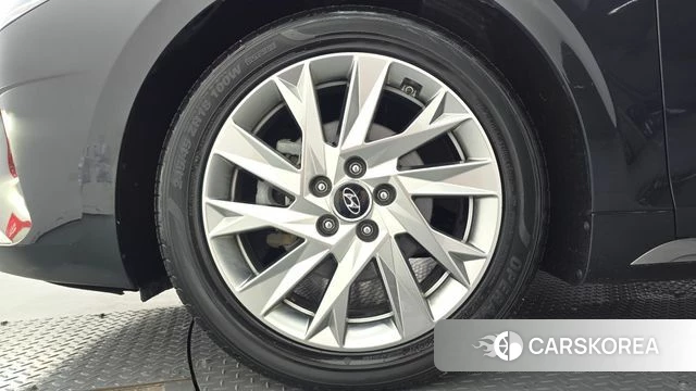 Hyundai The New Grandeur IG Hybrid id 5028043 из Кореи 38