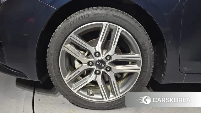Kia Come New K3 id 3789297 из Кореи 15