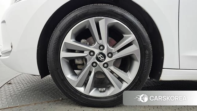 Hyundai Avante AD id 4960553 из Кореи 15