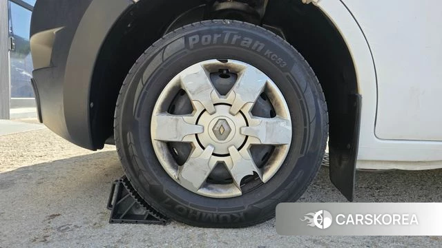 Renault Korea (Samsung) Master id 4937308 из Кореи 31