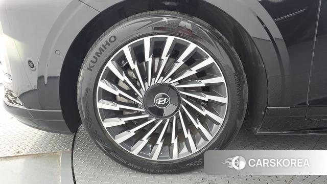 Hyundai Grandeur (GN7) id 5031060 из Кореи 28