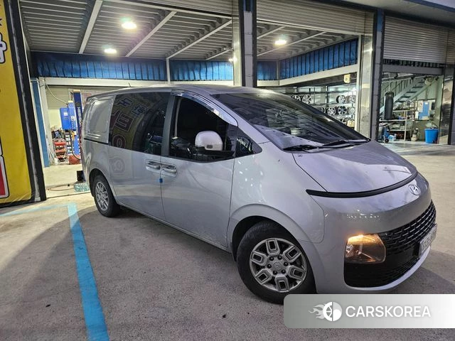 Hyundai Staria 2023 Серебряный из Кореи, фото 5