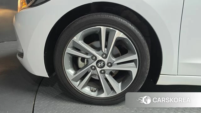 Hyundai Avante AD id 4742191 из Кореи 25