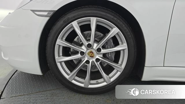 Porsche 718 Boxster id 5013542 из Кореи 27