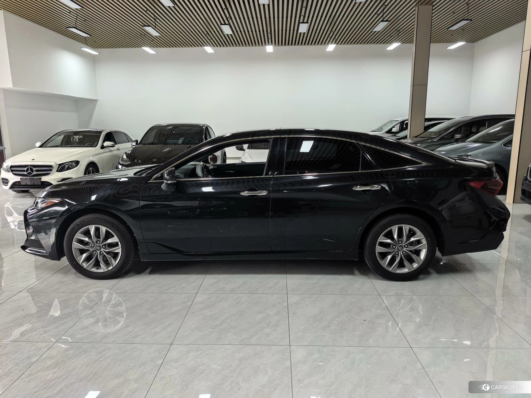 Toyota Avalon 2019 Черный из Китая, фото 5