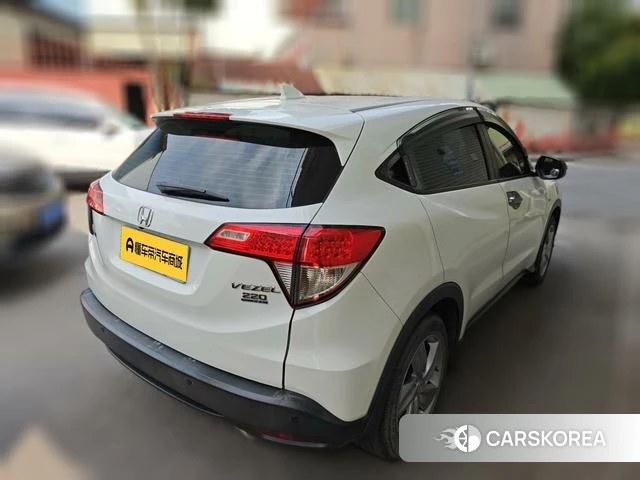 Honda Vezel 2021 Белый из Китая, фото 5
