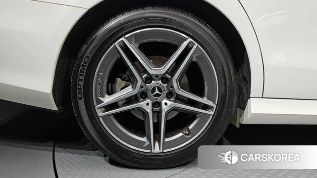 Mercedes-Benz E-Class W213 id 4986076 из Кореи 28