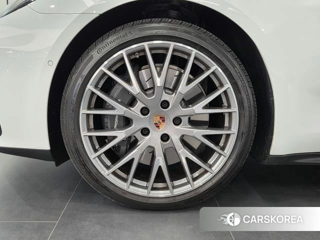 Porsche Panamera (976) id 5020858 из Кореи 15