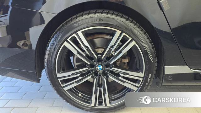 BMW 7 Series (G70) id 4985659 из Кореи 15