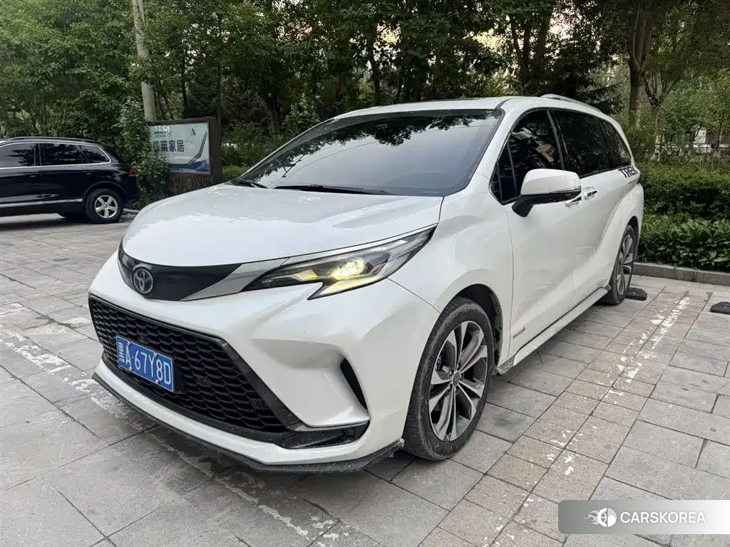 Toyota Granvia 2024 Белый из Китая, фото 5