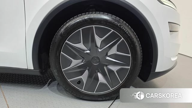 Tesla Model Y id 4853361 из Кореи 29