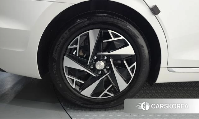 Hyundai The New Grandeur IG Hybrid id 5018222 из Кореи 26