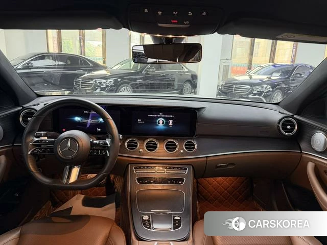 Mercedes-Benz E-Class 2021 Белый из Китая, фото 6