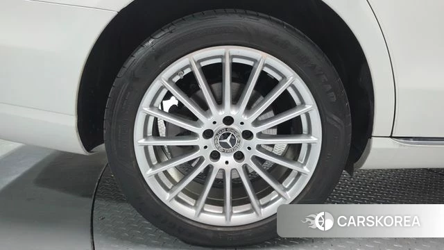 Mercedes-Benz E-Class W213 id 4985804 из Кореи 27