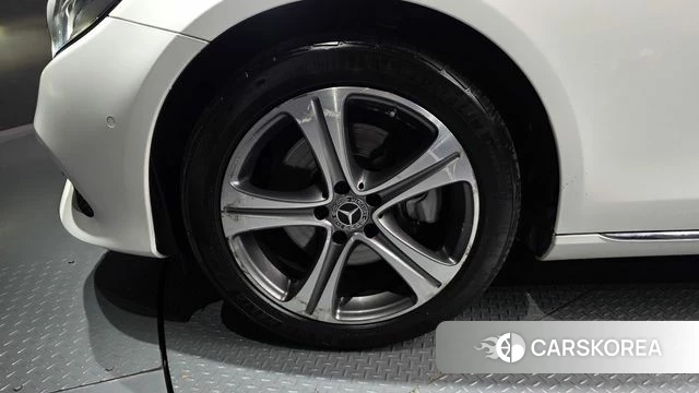 Mercedes-Benz E-Class W213 id 5054536 из Кореи 32