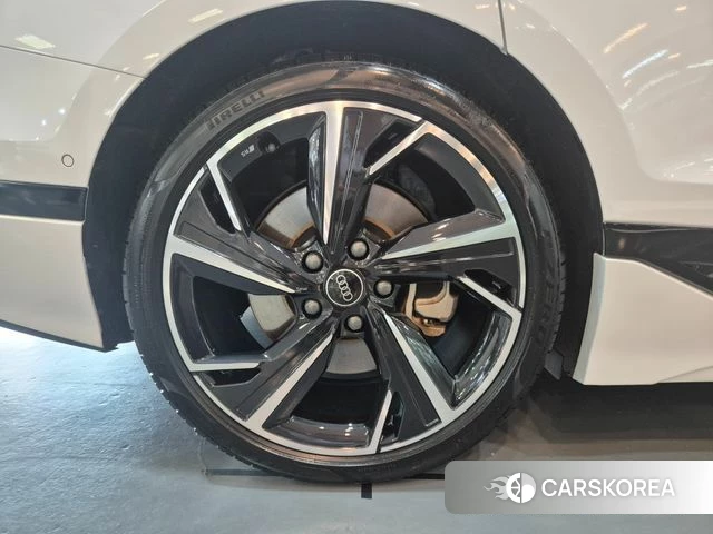 Audi A6 e-Tron id 4660130 из Кореи 15