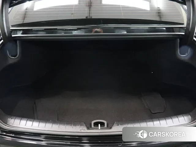 Hyundai Grandeur (GN7) id 3776018 из Кореи 15