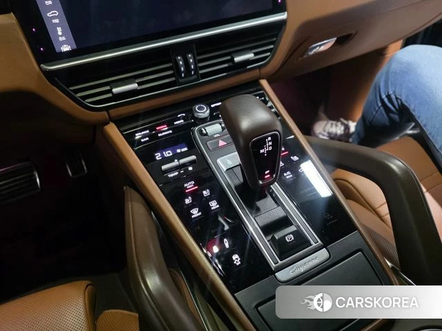 Porsche Cayenne (PO536) 2020 Черный из Кореи, фото 5