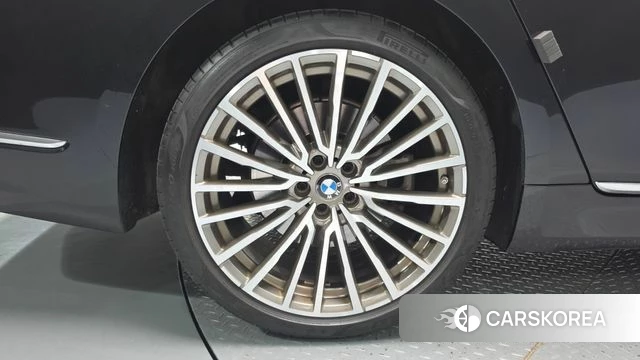 BMW 7 Series (G11) id 4997460 из Кореи 29