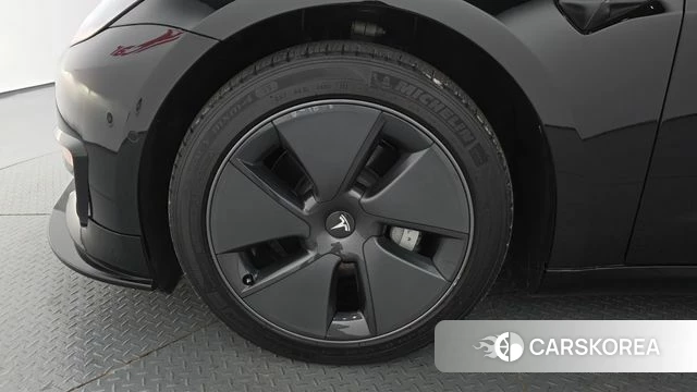 Tesla Model 3 id 5017569 из Кореи 31