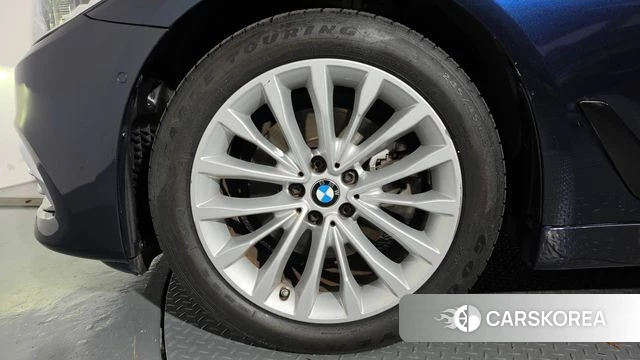 BMW 5 Series (G30) id 4977690 из Кореи 35