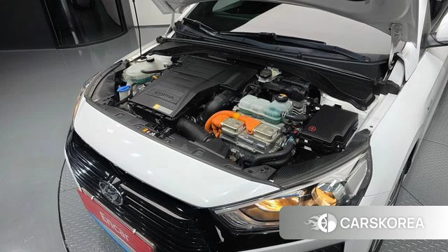 Hyundai Ionic Hybrid id 4647647 из Кореи 27