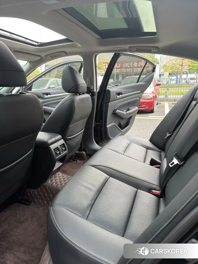 Nissan Altima 2022 Черный из Китая, фото 6