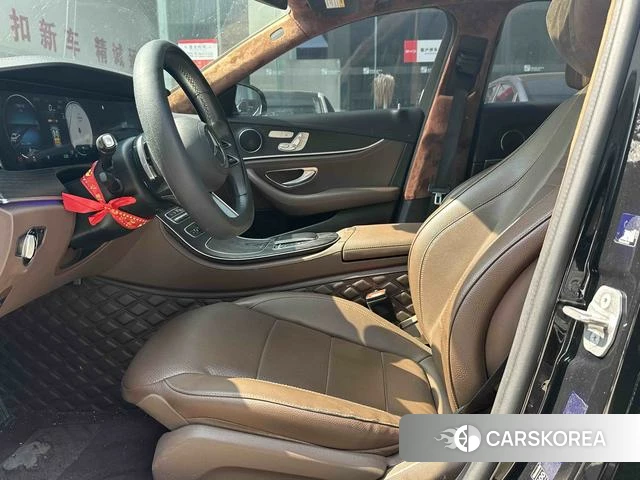 Mercedes-Benz E-Class 2021 Черный из Китая, фото 5