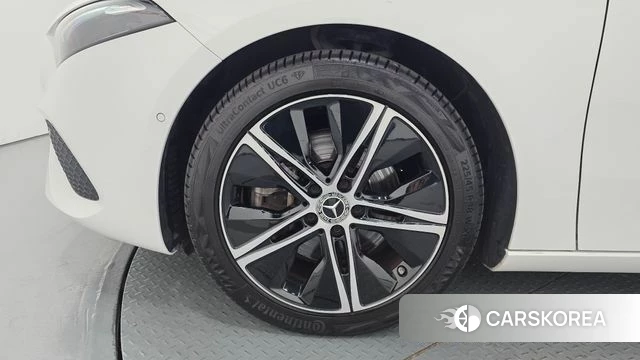 Mercedes-Benz A-Class W177 id 4964533 из Кореи 25