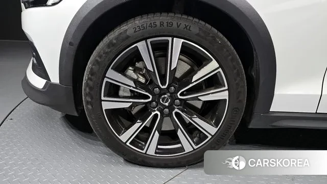 Volvo V60 Cross-Country 2nd Generation id 3685131 из Кореи 15