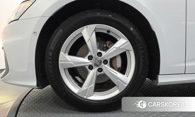 Audi A6 (C8) id 5034431 из Кореи 28