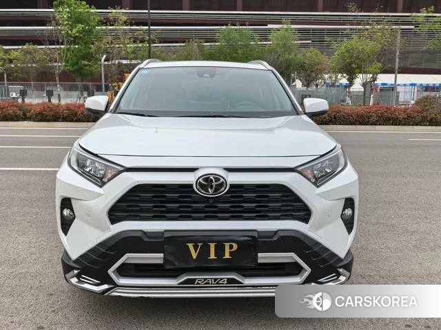 Toyota RAV4 2021 Белый из Китая, фото 5