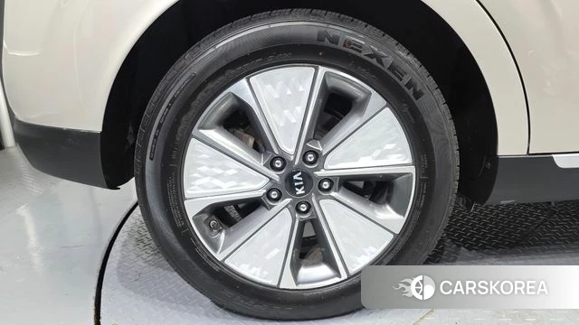 Kia Soul Booster EV id 5054316 из Кореи 27