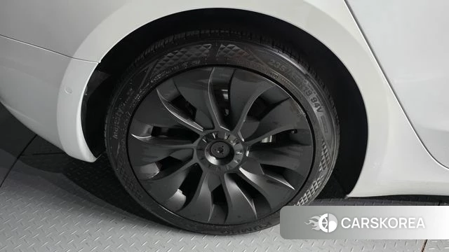 Tesla Model 3 id 4769896 из Кореи 28
