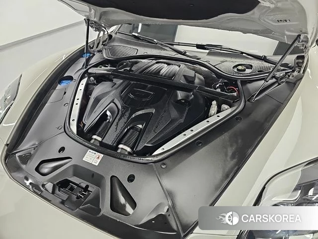 Porsche Panamera (976) 2024 Серебристо-серый из Кореи, фото 5