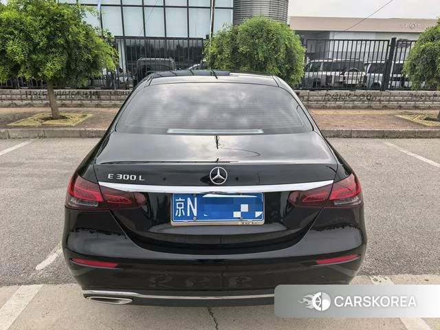 Mercedes-Benz E-Class 2021 Черный из Китая, фото 5