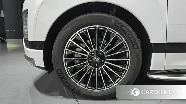 Hyundai Ionic 9 id 4773319 из Кореи 33