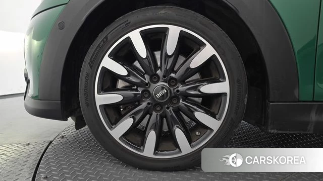 Mini Cooper S id 5027993 из Кореи 27