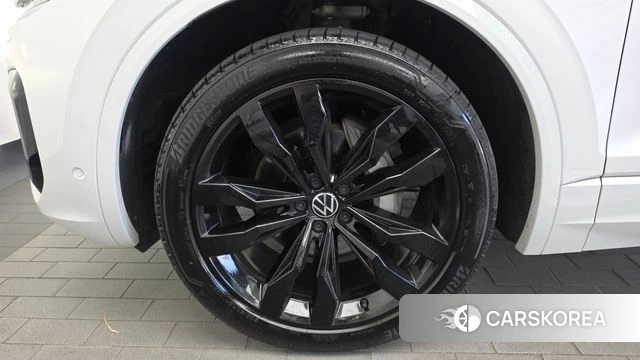 Volkswagen Touareg 3rd generation id 4921639 из Кореи 31
