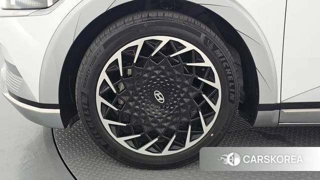 Hyundai Ionic 5 id 4848590 из Кореи 28