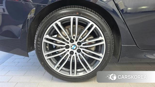 BMW 5 Series (G30) id 4959607 из Кореи 29