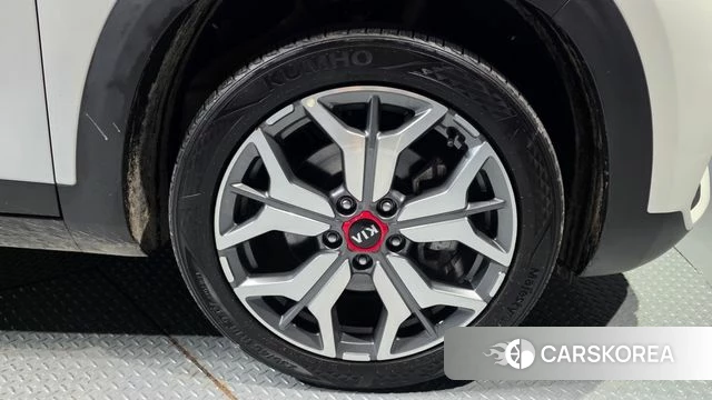 Kia Seltos id 4937285 из Кореи 15