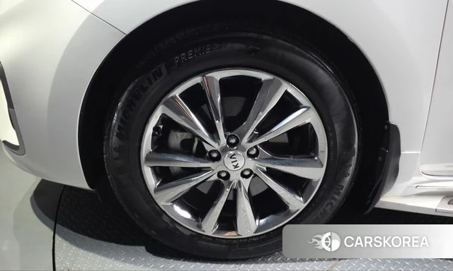 Kia The New Carnival id 5004039 из Кореи 34