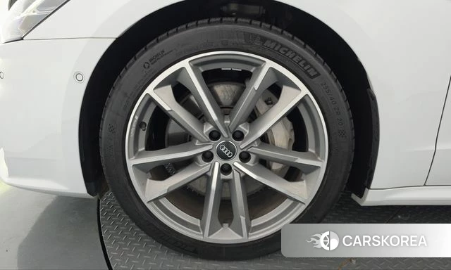Audi A7 (4K) id 5023454 из Кореи 31
