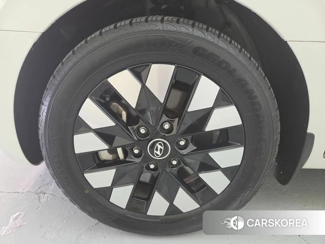 Hyundai Staria id 4950377 из Кореи 15