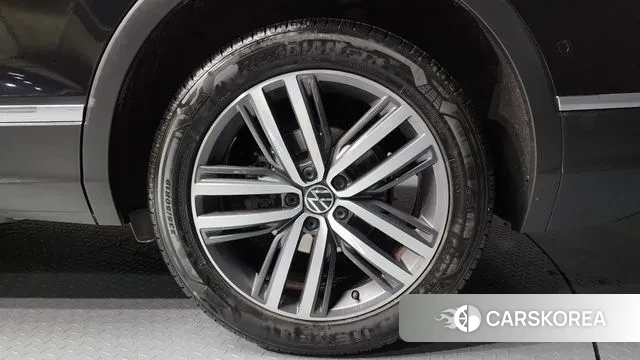 Volkswagen Tiguan Allspace id 3615189 из Кореи 15