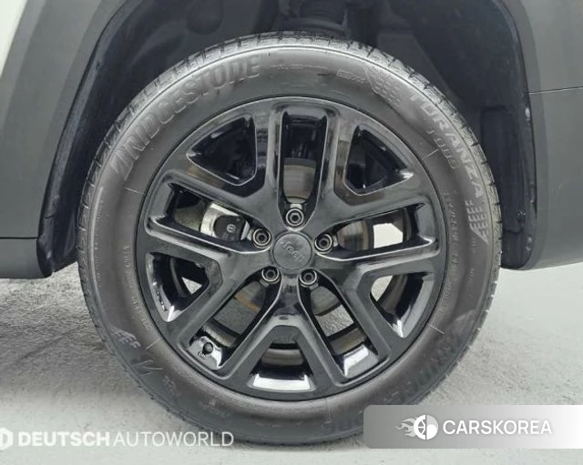 Jeep Renegade id 4969449 из Кореи 15